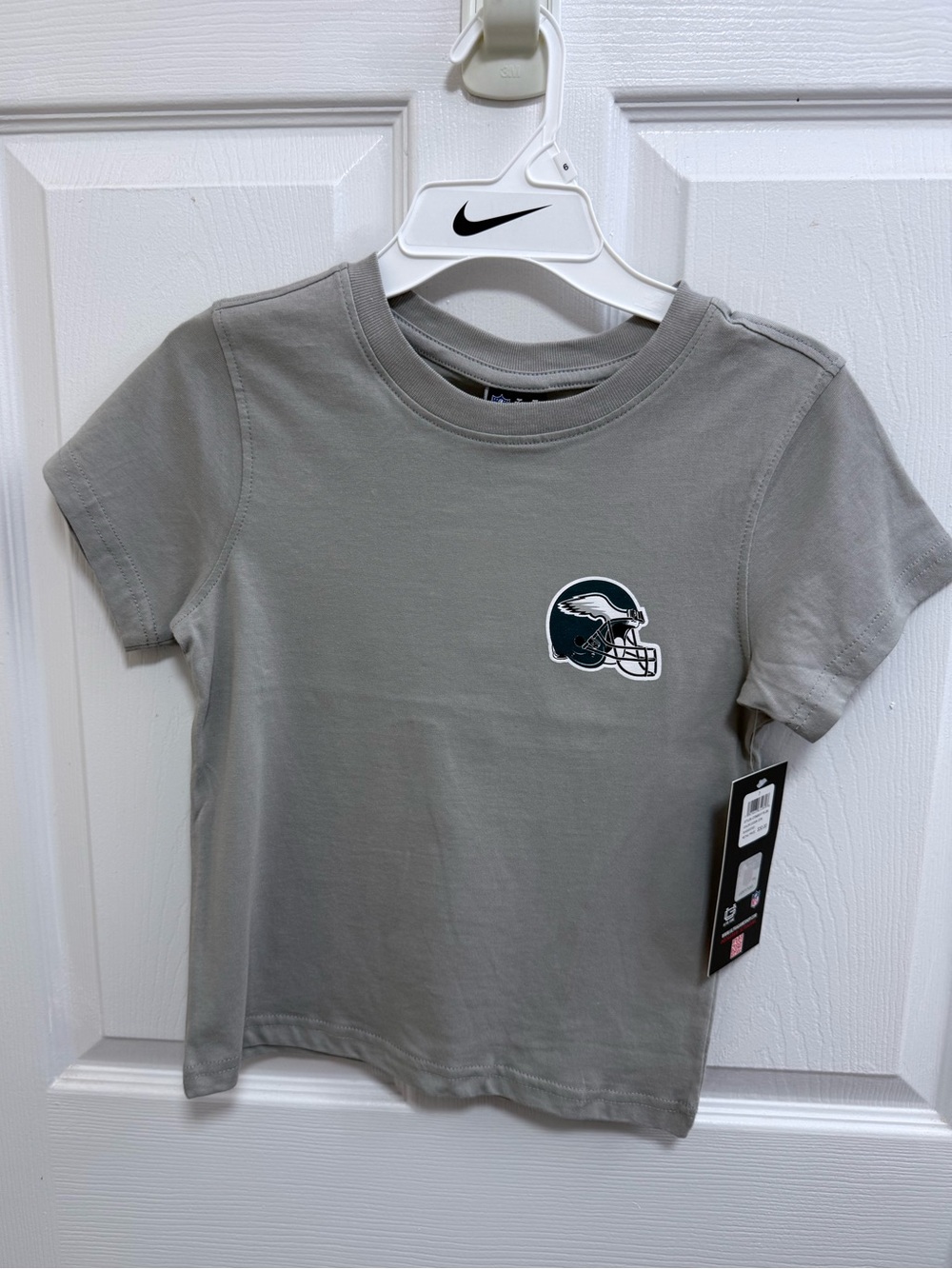 NWT NFL Philadelphia Eagles 🦅 Kids Graphic T-Shirt, Size 7